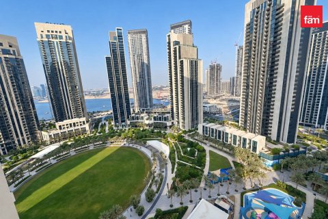 Apartment de 3 dormitorios en Dubai, UAE No. 210829