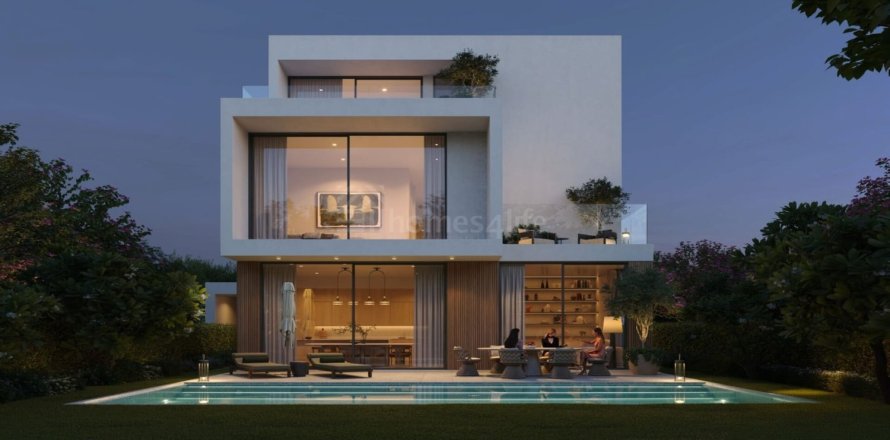 5 bedrooms Villa in Dubai Investment Park, UAE No. 165203
