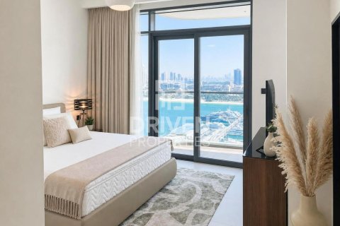 Apartment de 2 dormitorios en EMAAR Beachfront, UAE No. 207359 7