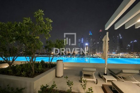 Apartment de 2 dormitorios en EMAAR Beachfront, UAE No. 207359 20