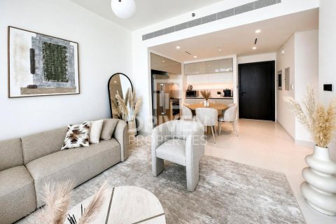 Apartment de 2 dormitorios en EMAAR Beachfront, UAE No. 207359 4