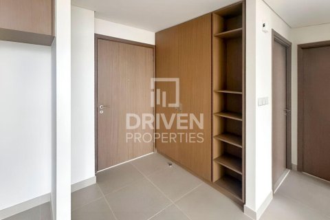 1 bedroom Apartment in Creek Beach, UAE No. 193755 10