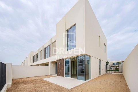 4 bedrooms Townhouse in The Valley, UAE No. 193758
