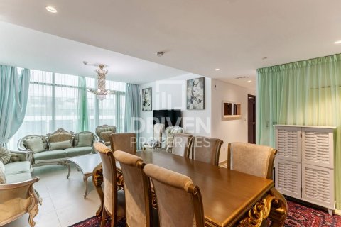 Apartment de 2 dormitorios en Park Heights, UAE No. 202814
