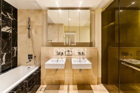Appartement de 3 chambres à The Crescent, UAE No. 206374 21