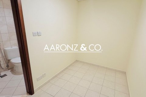 2 bedrooms Apartment in Jumeirah Beach Residence, UAE No. 149159 11