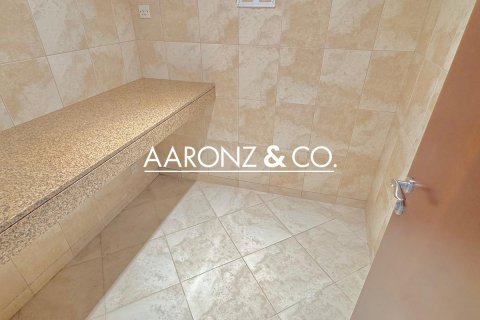 Квартира с 4 спальнями в Джумейра Бич Резиденс, ОАЭ №149160 13