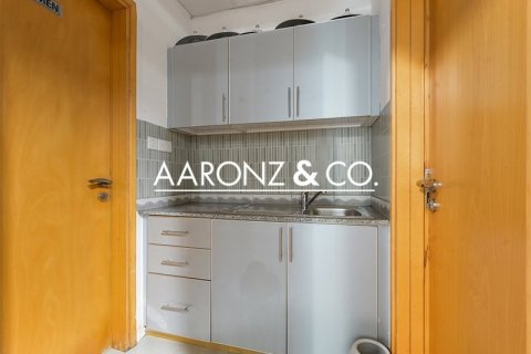 109m² Office in Business Bay, UAE No. 149161 10