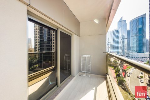 1 bedroom Apartment in Downtown Dubai (Downtown Burj Dubai), UAE No. 210534 3