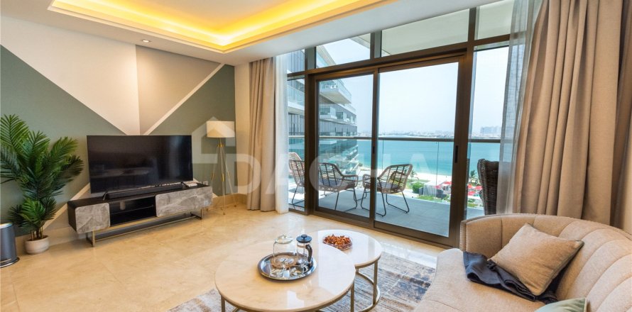 3 bedrooms Apartment in The Crescent, UAE No. 155685