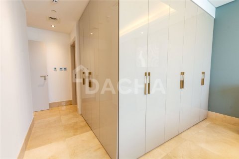 3 bedrooms Apartment in The Crescent, UAE No. 155685 9