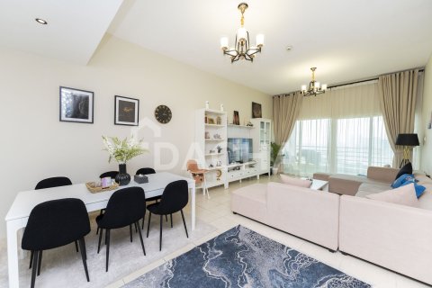Квартира с 2 спальнями в Dubai Sports City, ОАЭ №161287 3