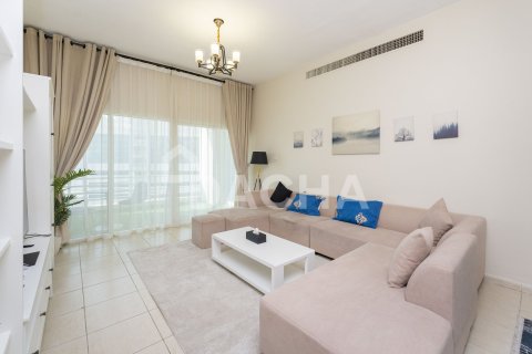 Квартира с 2 спальнями в Dubai Sports City, ОАЭ №161287 4