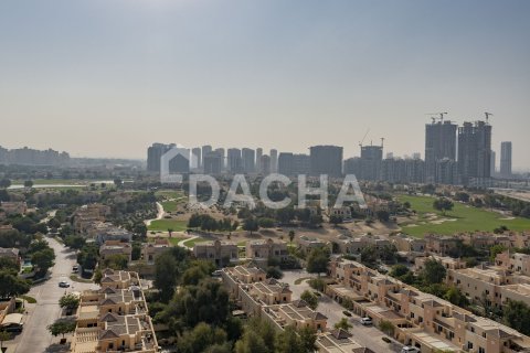 Квартира с 2 спальнями в Dubai Sports City, ОАЭ №161287 6