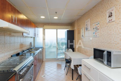 Квартира с 2 спальнями в Dubai Sports City, ОАЭ №161285 5