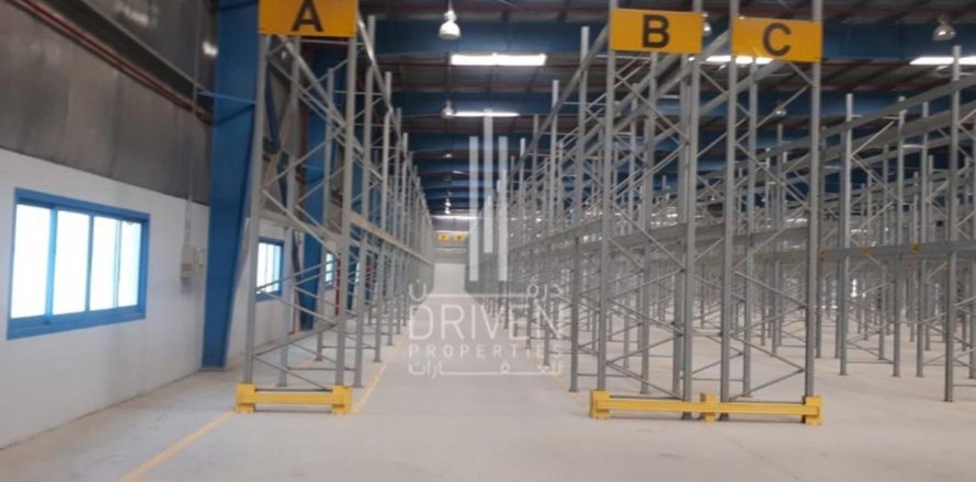 6456.76m² Warehouse in Jebel Ali, UAE No. 199874