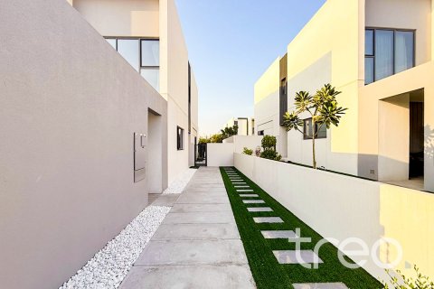 4 bedrooms Townhouse in Villanova, UAE No. 203869 13