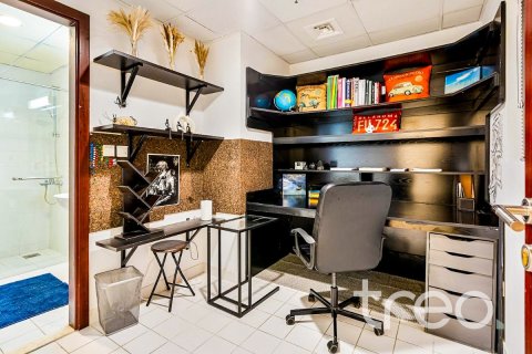 Apartment de 2 dormitorios en Dubai Marina, UAE No. 203868 3