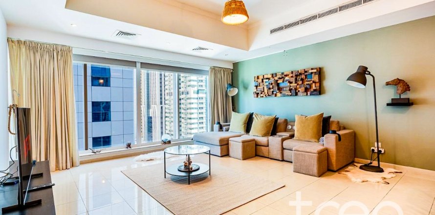 Apartment de 2 dormitorios en Dubai Marina, UAE No. 203868