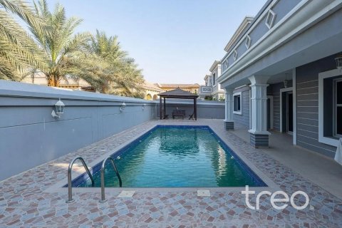 5 غرفة نوم فيلا في Falcon City of Wonders, الإمارات العربية المتحدة رقم 200905 5