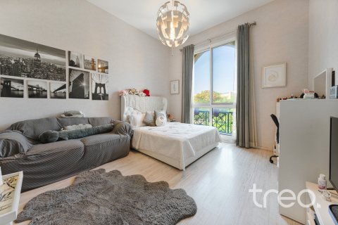 5 bedrooms Villa in The Villa, UAE No. 200904 12