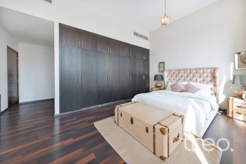 5 bedrooms Villa in The Villa, UAE No. 200904 17