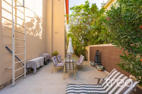 5 bedrooms Villa in The Villa, UAE No. 200904 4