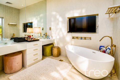 5 bedrooms Villa in The Field, UAE No. 200906 17