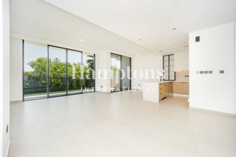 3 bedrooms Villa in Golf Grove, UAE No. 164516 16