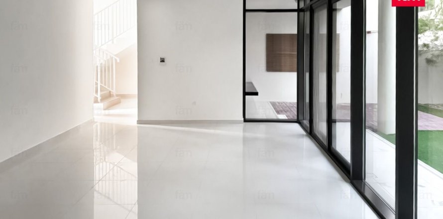 3 bedrooms Townhouse No. 116924