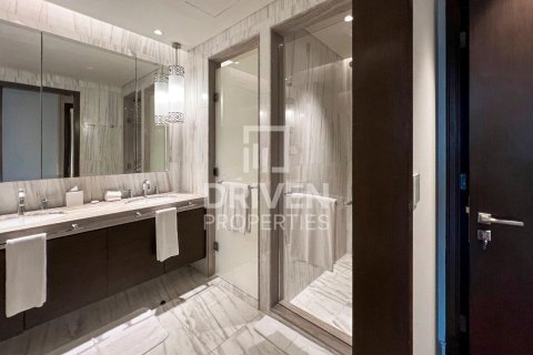 Квартира с 4 спальнями в The Address Residence Fountain Views, ОАЭ №193170 3