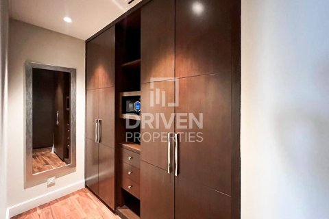 Квартира с 4 спальнями в The Address Residence Fountain Views, ОАЭ №193170 7