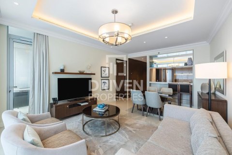 Квартира с 1 спальней в The Address Residence Fountain Views, ОАЭ №193167 5