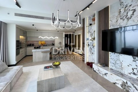 Квартира с 3 спальнями в EMAAR Beachfront, ОАЭ №193169 17