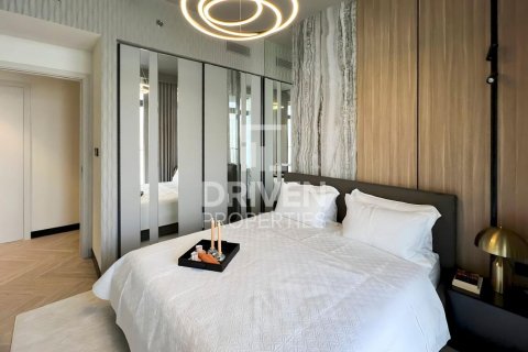 Квартира с 3 спальнями в EMAAR Beachfront, ОАЭ №193169 6