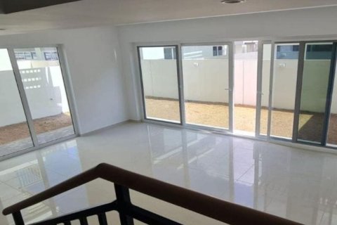 Townhouse de 3 dormitorios en DAMAC Hills (Akoya by DAMAC), UAE No. 150186 9