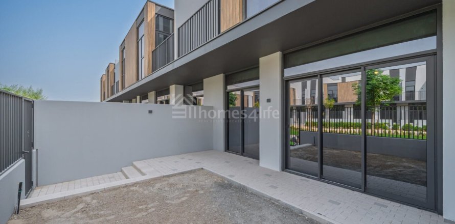 Villa de 3 chambres à Mudon, UAE No. 150192