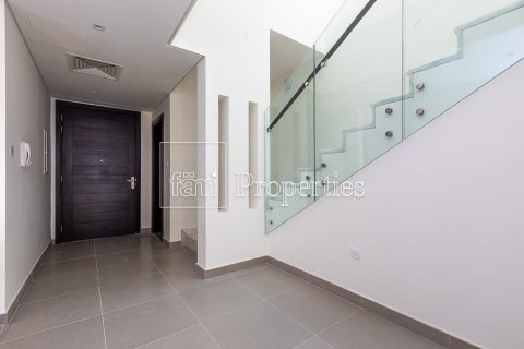 Townhouse de 3 chambres à Dubai, UAE No. 103246 6