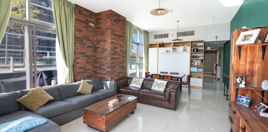 Appartement de 2 chambres à Dubai, UAE No. 103224