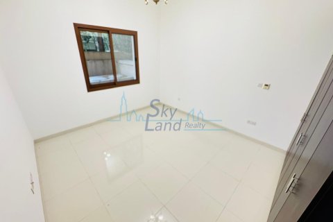 5 غرفة نوم  فيلا  رقم 116641 23