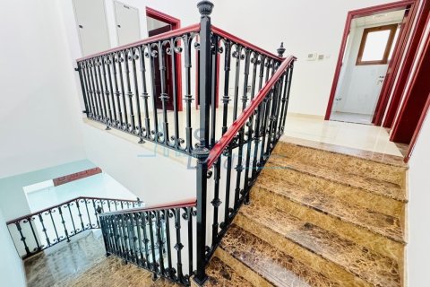 5 غرفة نوم  فيلا  رقم 116641 21