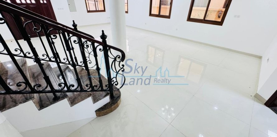 5 bedrooms Villa No. 116641