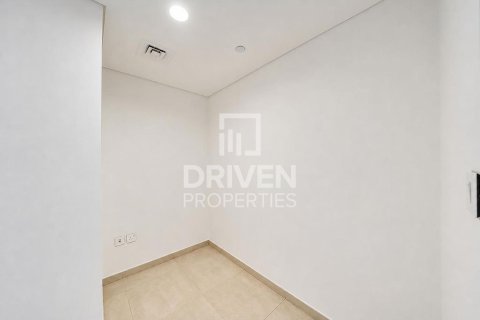 Квартира с 3 спальнями в Zabeel, ОАЭ №209438 16