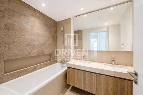 Квартира с 3 спальнями в Zabeel, ОАЭ №209438 18