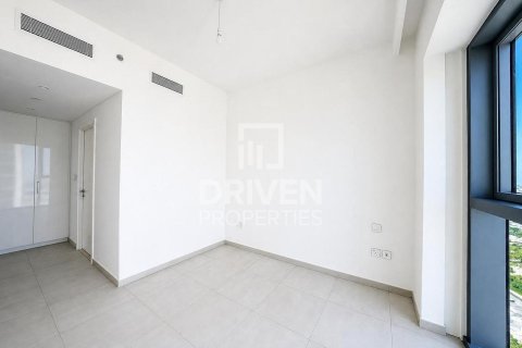 Квартира с 3 спальнями в Zabeel, ОАЭ №209438 10