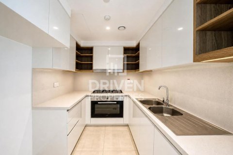 Квартира с 3 спальнями в Zabeel, ОАЭ №209438 17