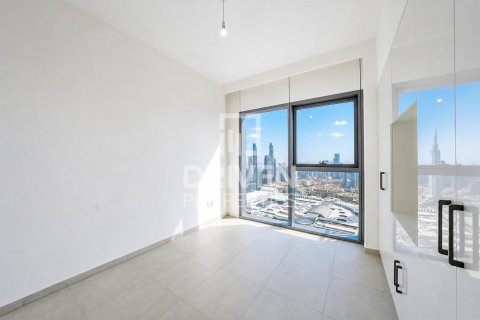 Квартира с 3 спальнями в Zabeel, ОАЭ №209438 14