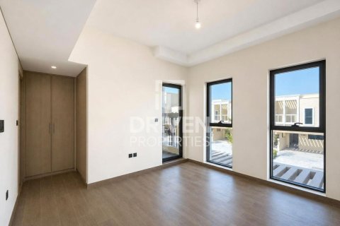Таунхаус с 4 спальнями в Damac Lagoons, ОАЭ №209443 13