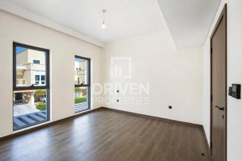 Таунхаус с 4 спальнями в Damac Lagoons, ОАЭ №209443 6