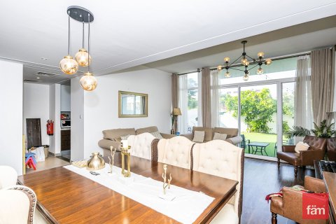 3 bedrooms Townhouse No. 131405 4